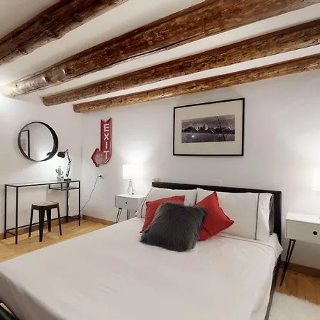 Appartement Design In The City Center Milan