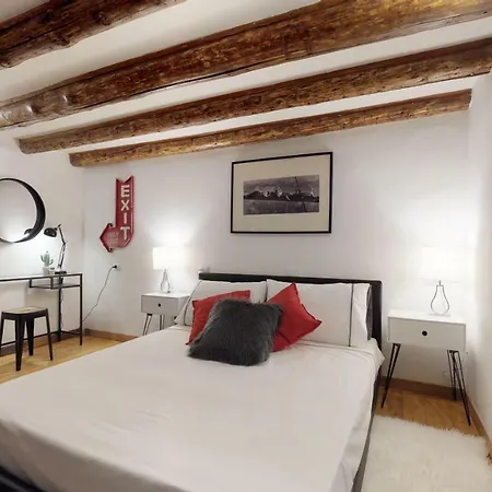 Design In The City Center Appartement *
